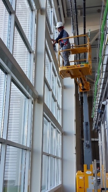 Nettoyage de vitres inaccessibles (en hauteur)
